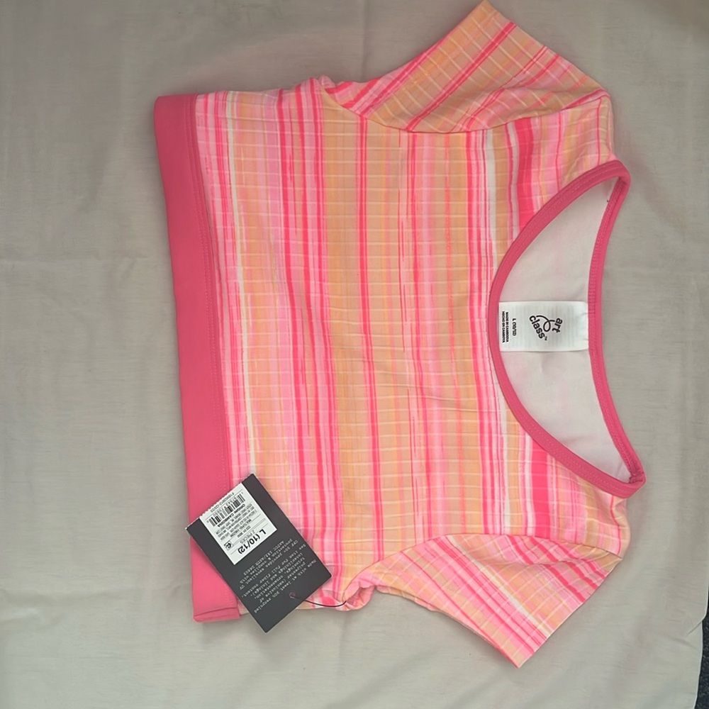 Girls 10/12 upf half shirt for summer